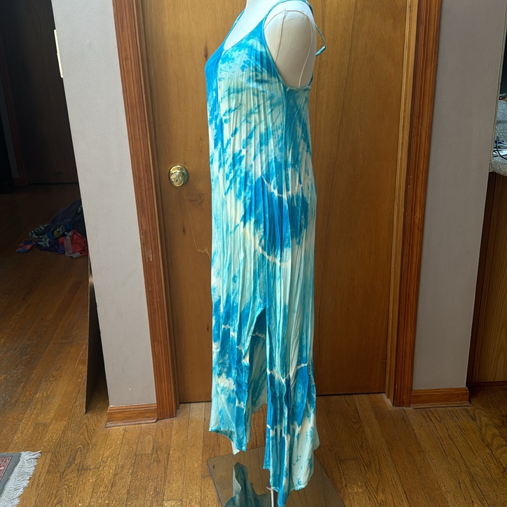Billabong asymmetric hem tiedye maxi dress. Size XS - Picture 4 of 7